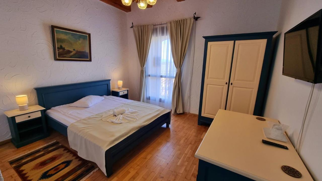 Hanul Moara Cu Noroc 3* Ineu (Arad)